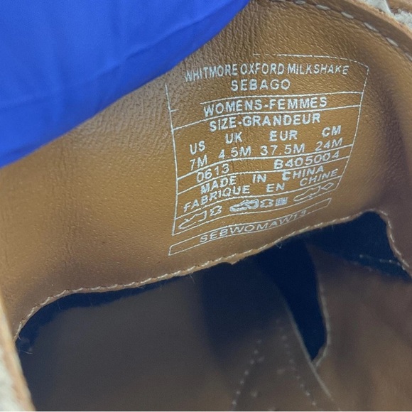 Sebago Women's Tan Suede Flats Oxford style brand new condition - Picture 3 of 3